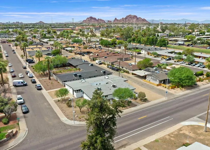 Сasa de vacaciones Brand New W Parking Blocks From Oldtown- 1a Scottsdale